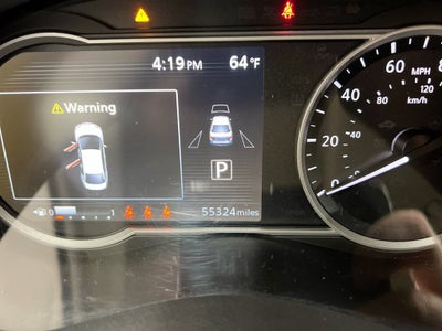 2024 Nissan Versa SR