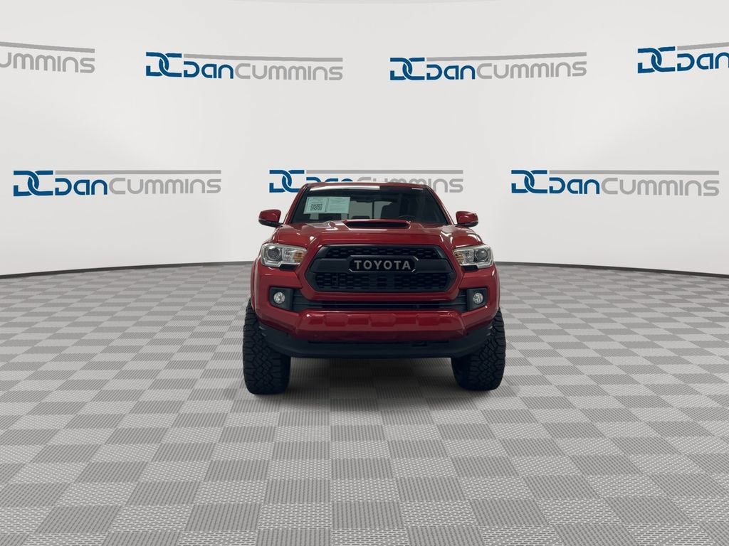 2017 Toyota Tacoma SR5