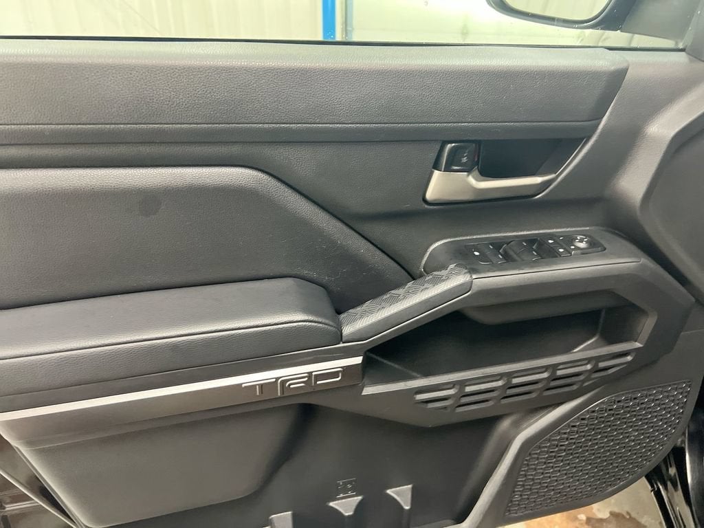 2024 Toyota Tacoma 4WD SR5