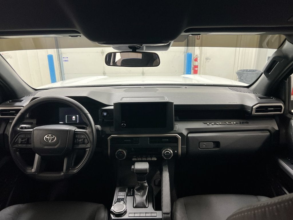 2025 Toyota Tacoma 4WD SR