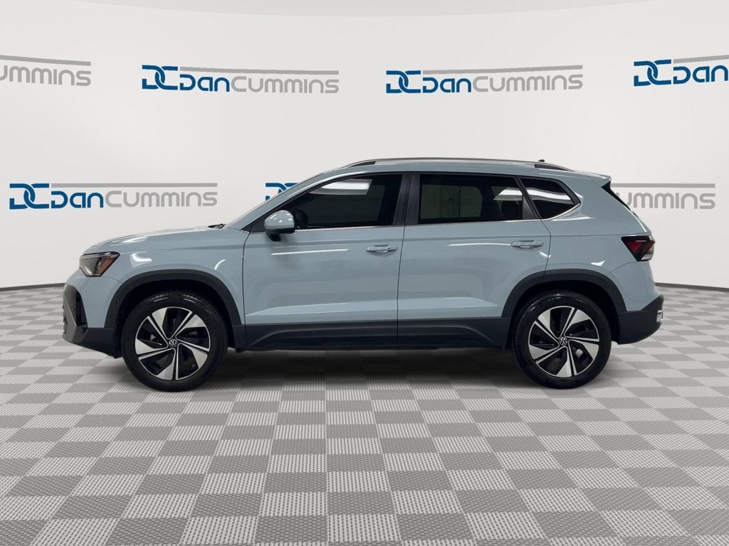 2025 Volkswagen Taos SE