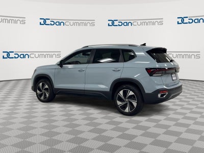 2025 Volkswagen Taos SE