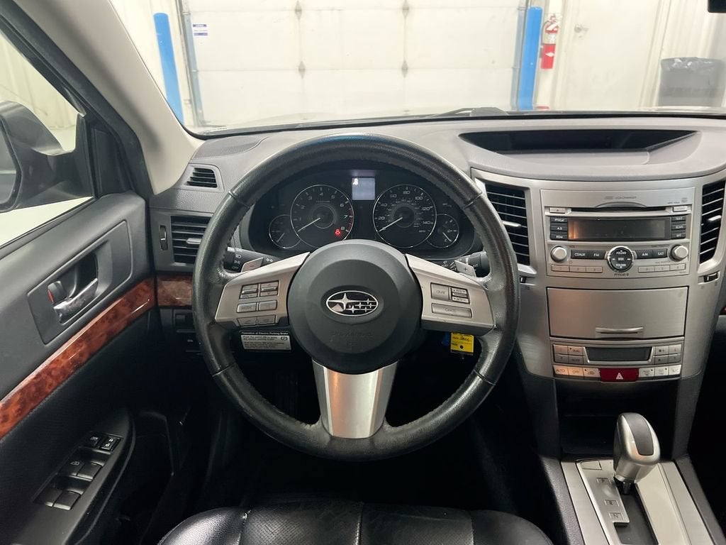 2010 Subaru Legacy Limited Moon