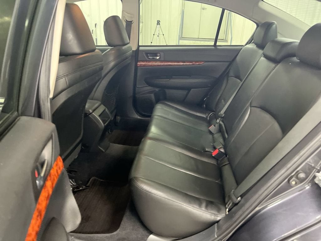 2010 Subaru Legacy Limited Moon