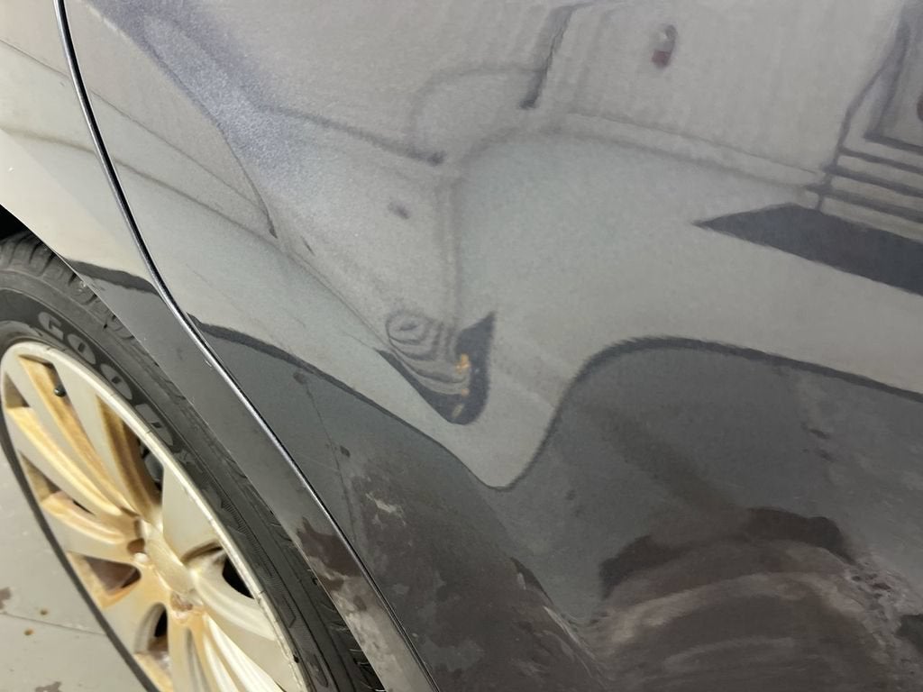 2010 Subaru Legacy Limited Moon
