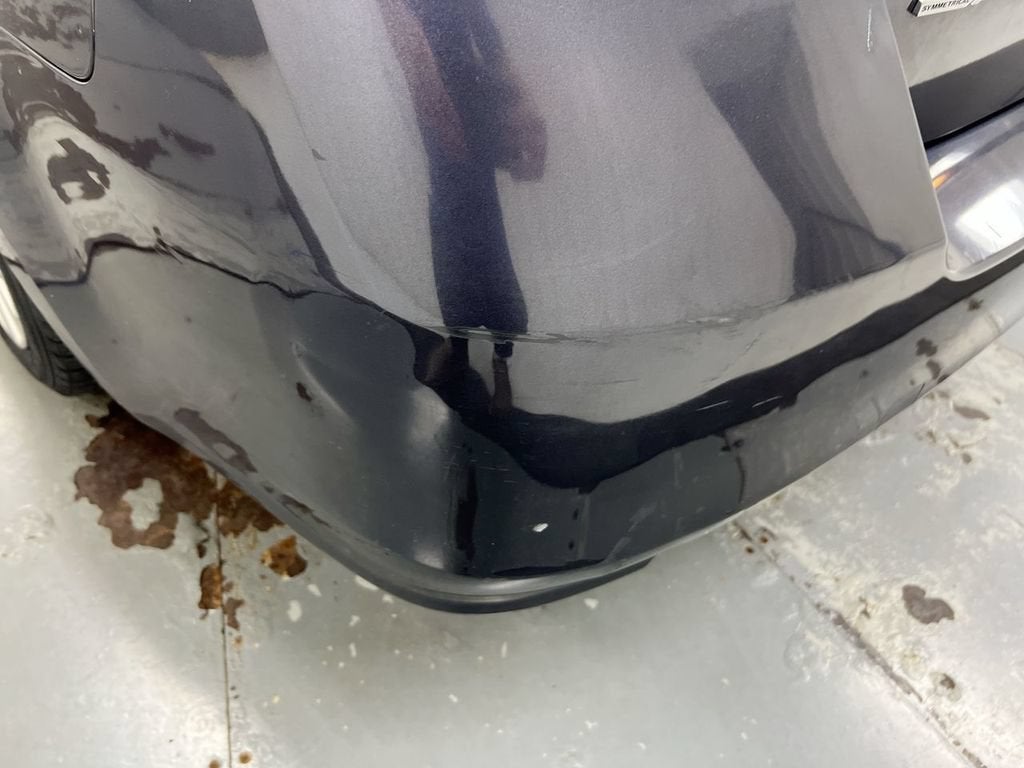2010 Subaru Legacy Limited Moon