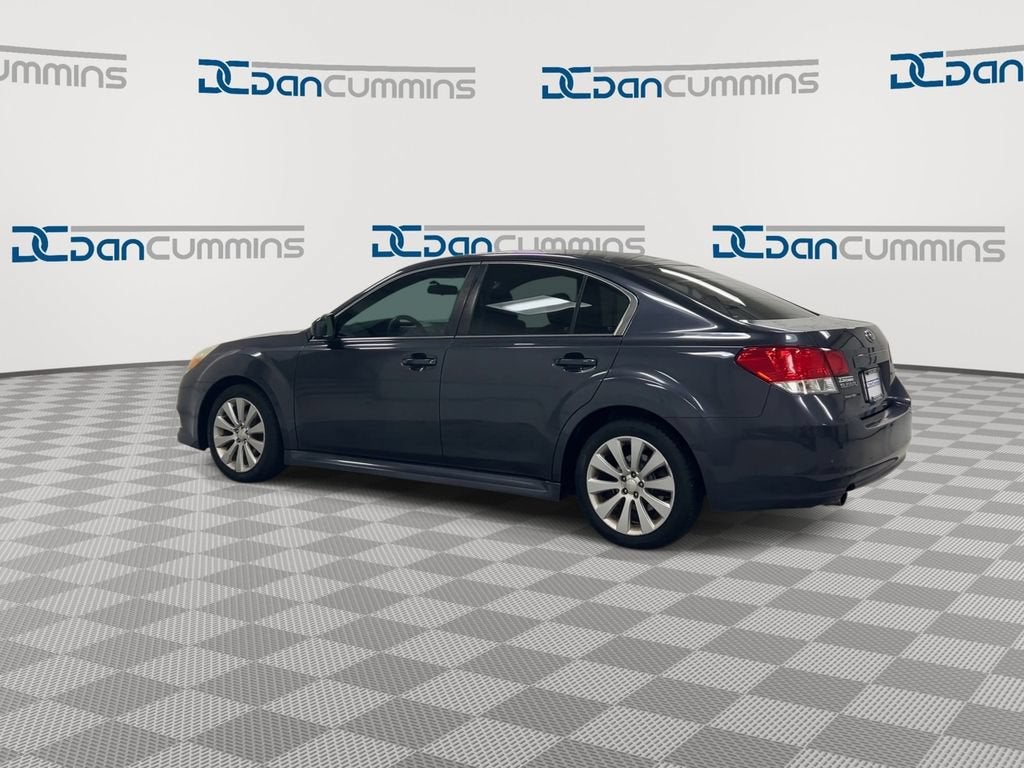 2010 Subaru Legacy Limited Moon