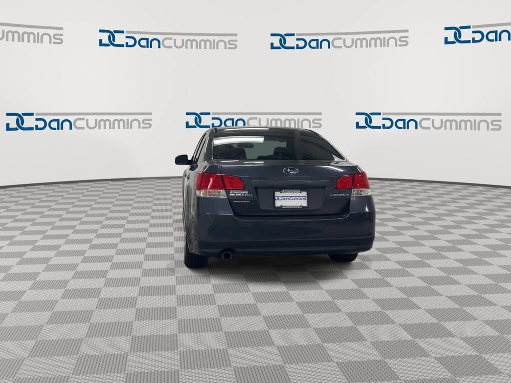 2010 Subaru Legacy Limited Moon