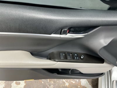 2021 Toyota Camry Hybrid XLE