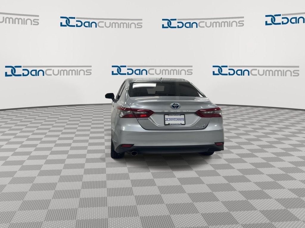 2021 Toyota Camry Hybrid XLE