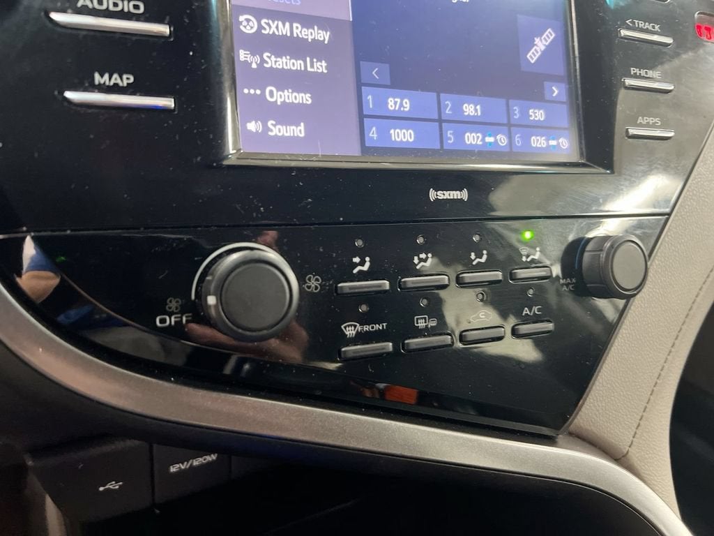 2020 Toyota Camry LE