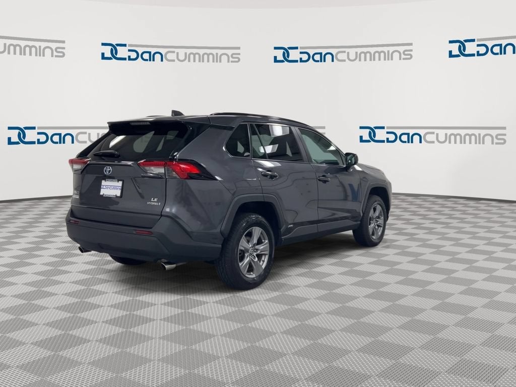 2022 Toyota RAV4 Hybrid LE