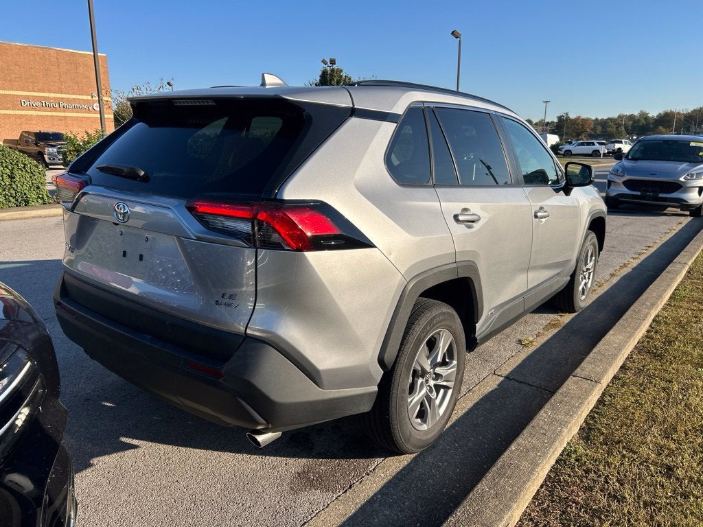 2025 Toyota RAV4 Hybrid LE