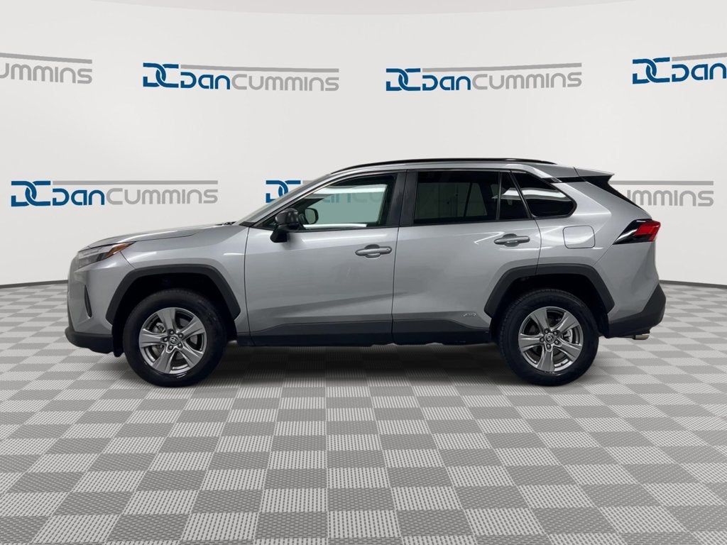 2025 Toyota RAV4 Hybrid LE