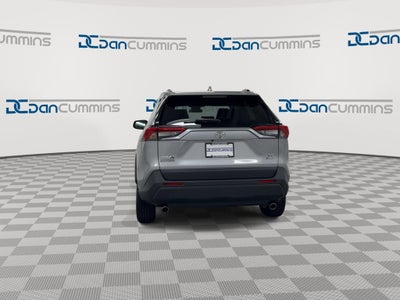 2025 Toyota RAV4 Hybrid LE