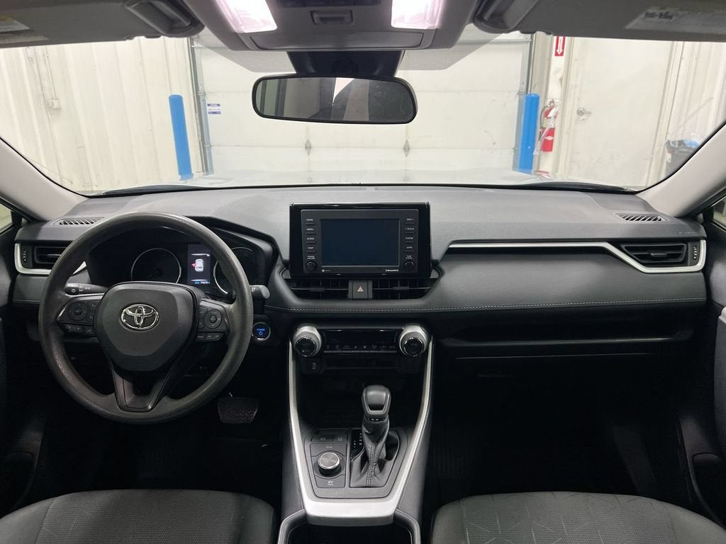 2022 Toyota RAV4 Hybrid XLE