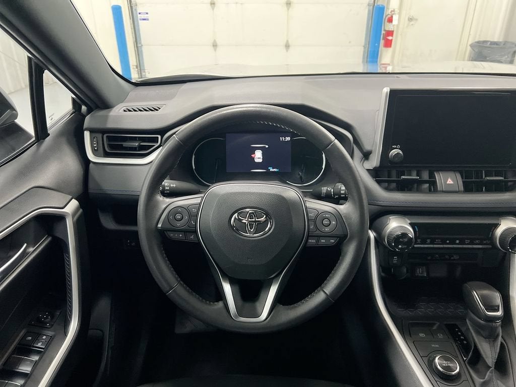 2024 Toyota RAV4 Hybrid SE