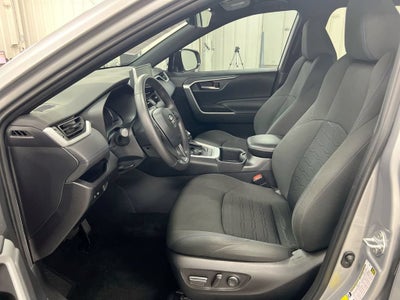 2024 Toyota RAV4 Hybrid SE
