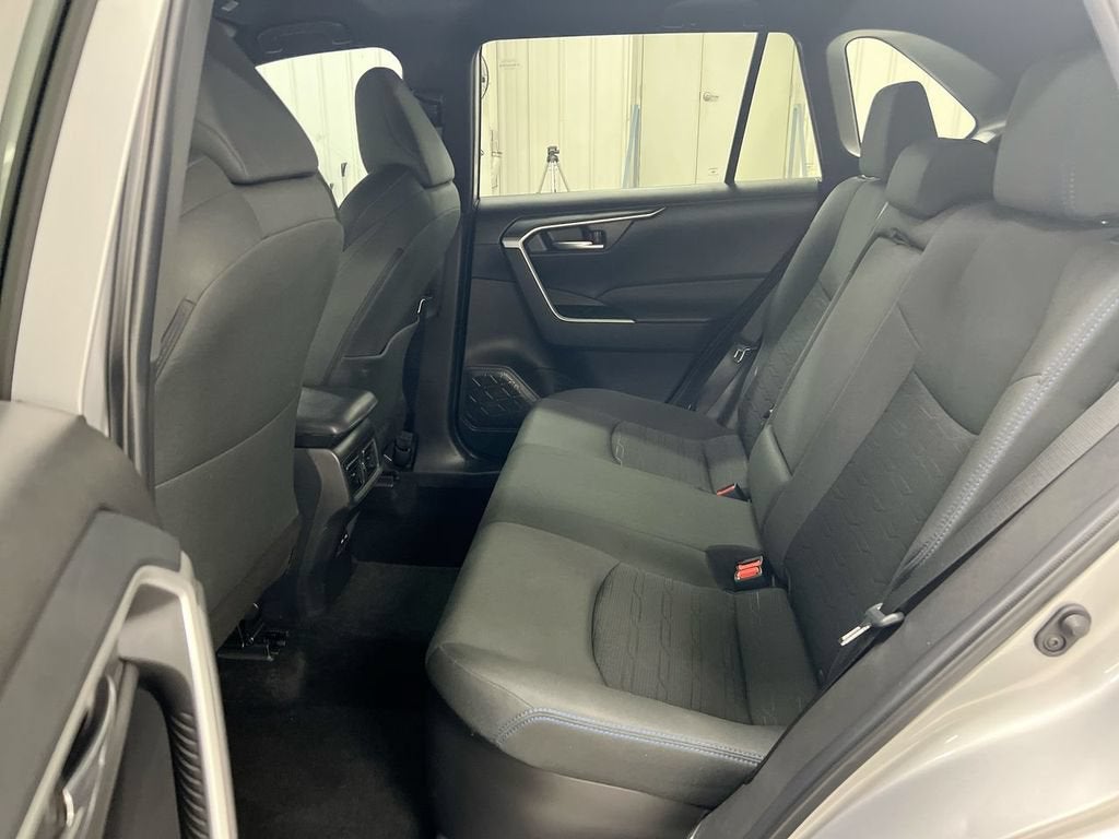 2024 Toyota RAV4 Hybrid SE