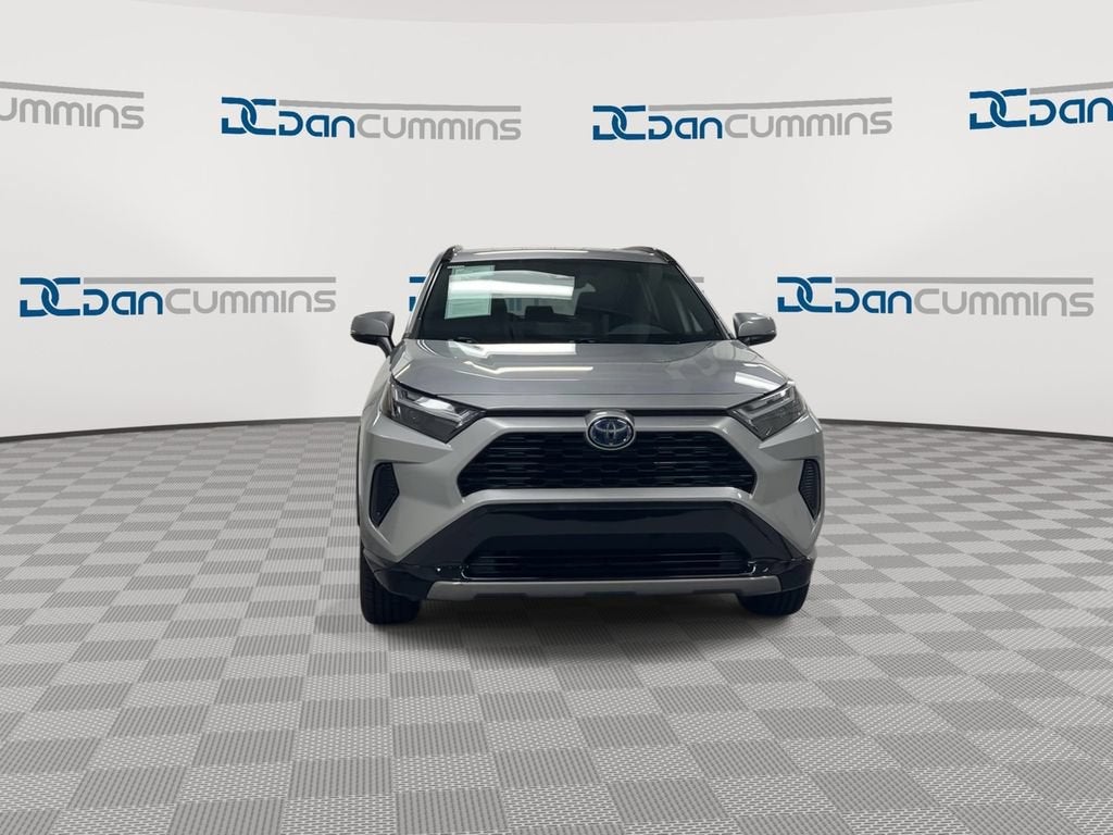 2024 Toyota RAV4 Hybrid SE