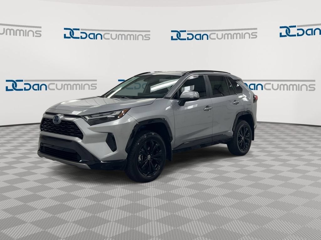 2024 Toyota RAV4 Hybrid SE