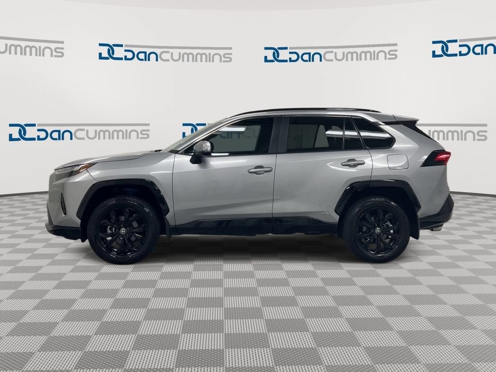 2024 Toyota RAV4 Hybrid SE