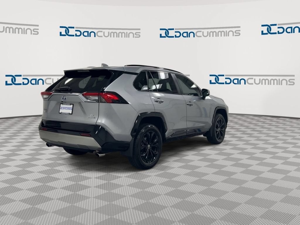 2024 Toyota RAV4 Hybrid SE
