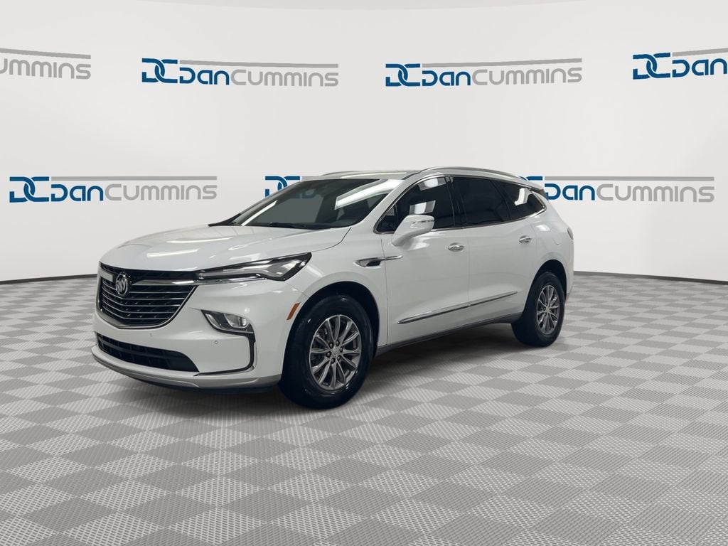 2022 Buick Enclave Essence