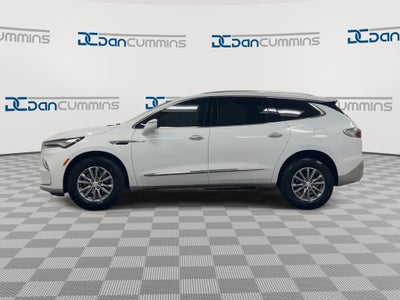 2022 Buick Enclave Essence