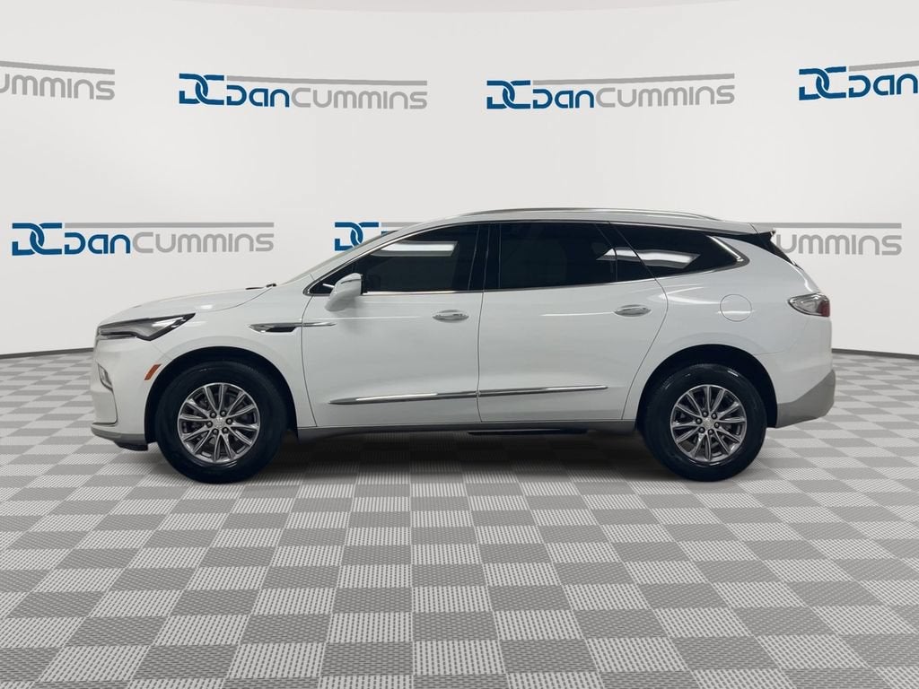 2022 Buick Enclave Essence