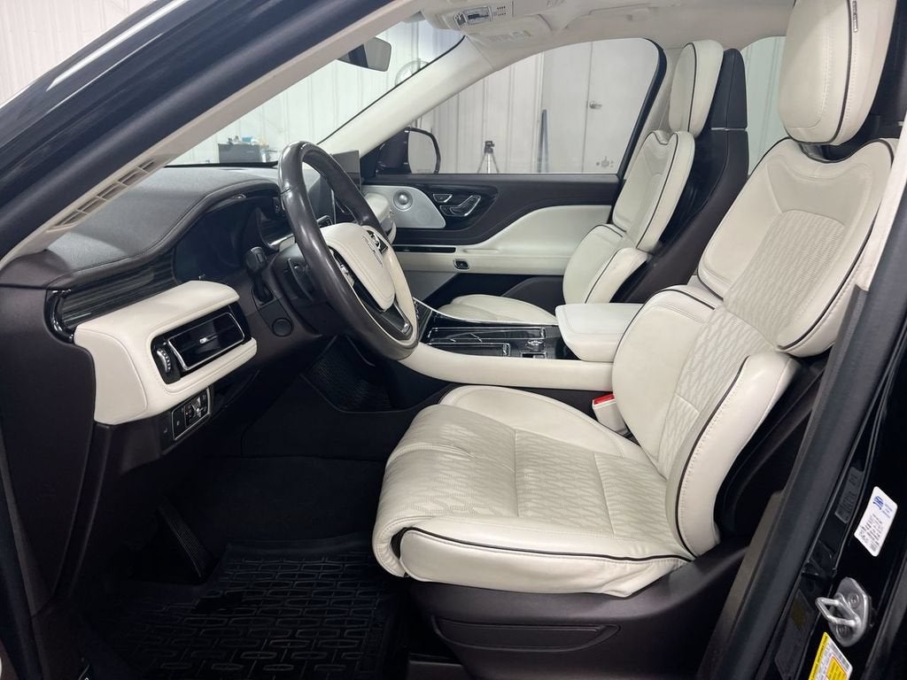 2023 Lincoln Aviator Black Label