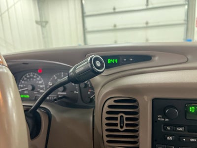 2001 Lincoln Navigator Base