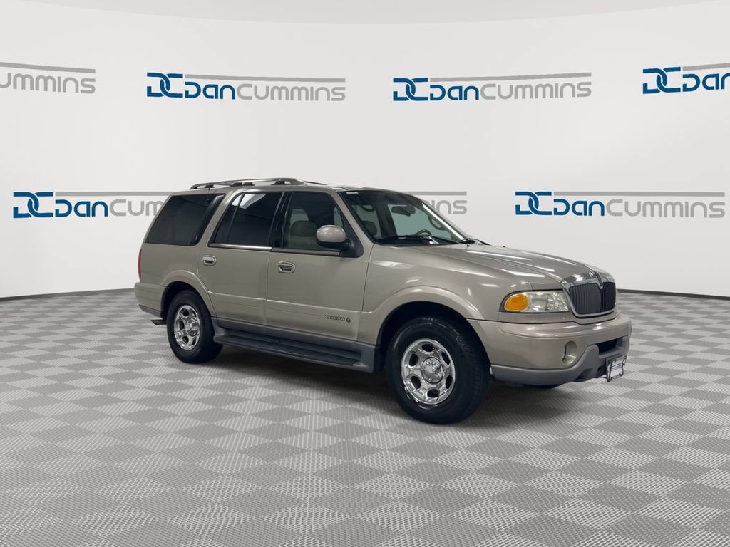 2001 Lincoln Navigator Base