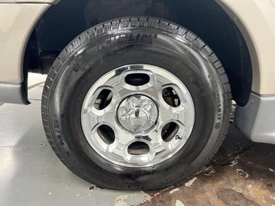 2001 Lincoln Navigator Base