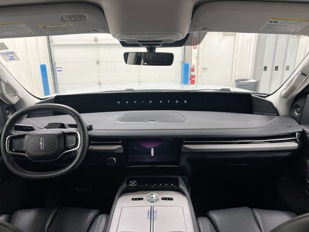 2026 Lincoln Navigator L Premiere