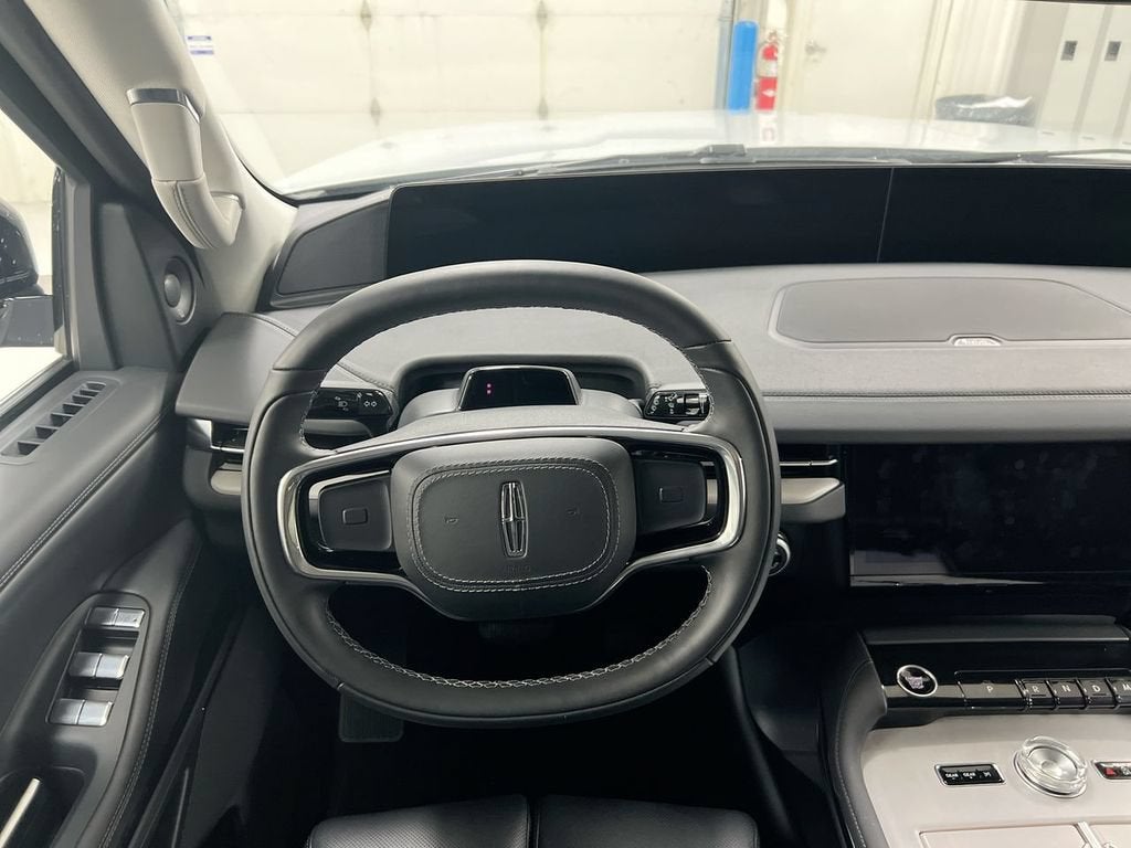 2026 Lincoln Navigator L Premiere