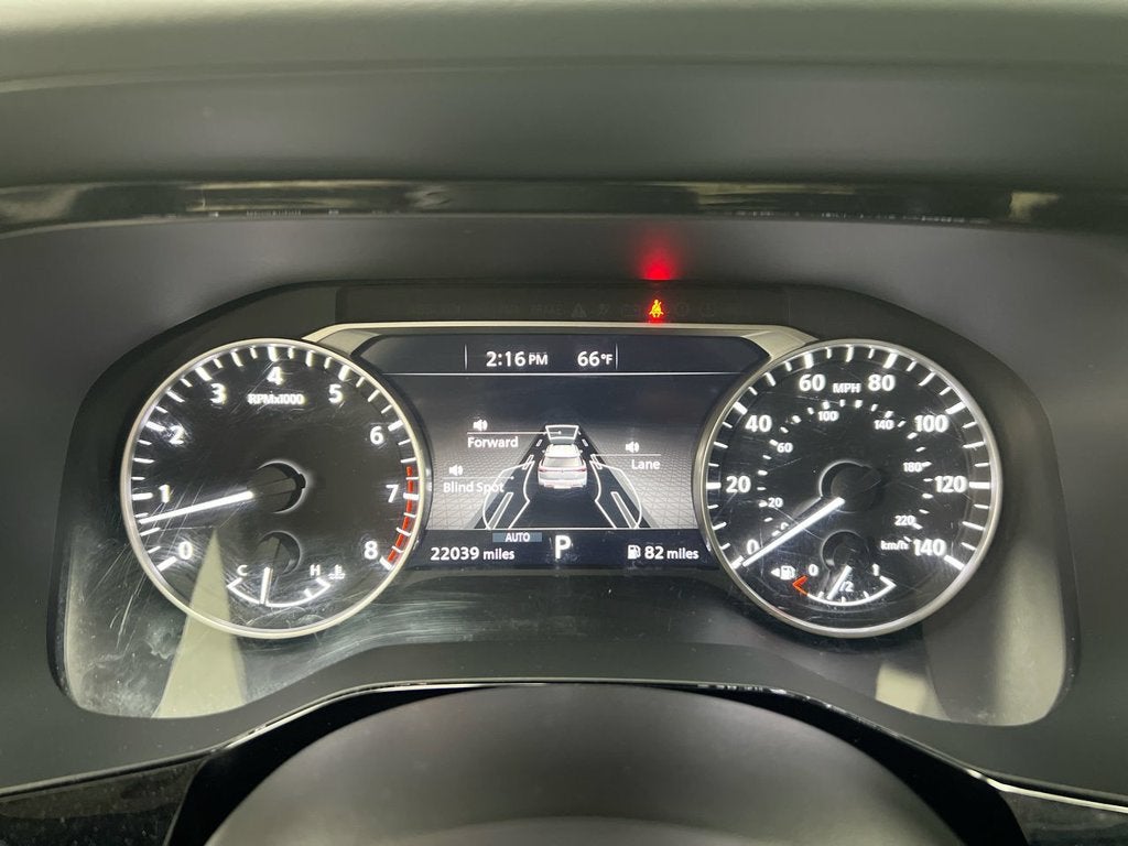 2024 Nissan Pathfinder SV
