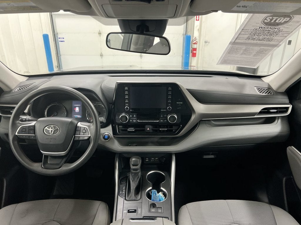 2022 Toyota Highlander L