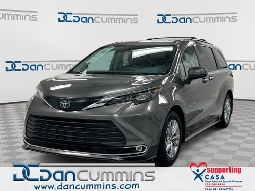 2024 Toyota Sienna XLE