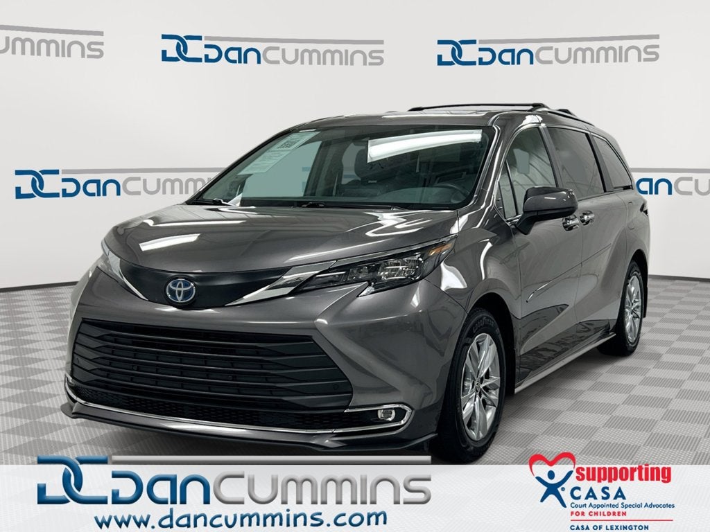 2024 Toyota Sienna XLE
