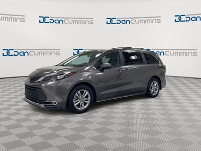 2024 Toyota Sienna XLE