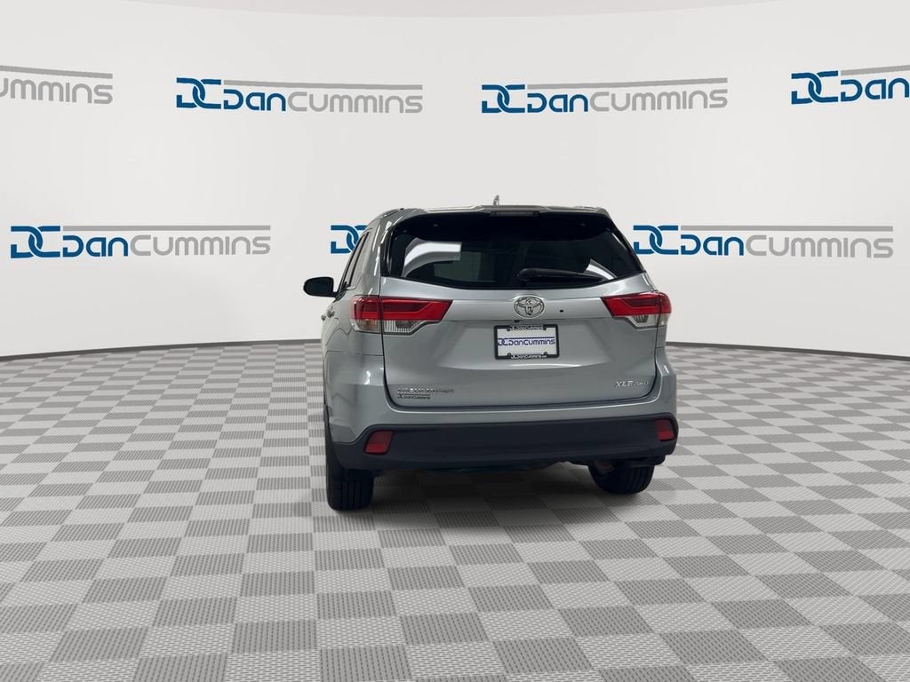 2018 Toyota Highlander SE
