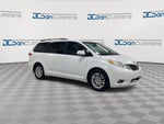 2013 Toyota Sienna XLE AAS