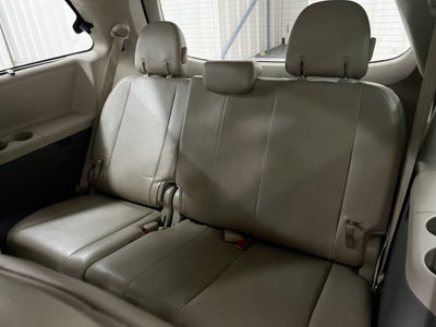 2013 Toyota Sienna XLE AAS