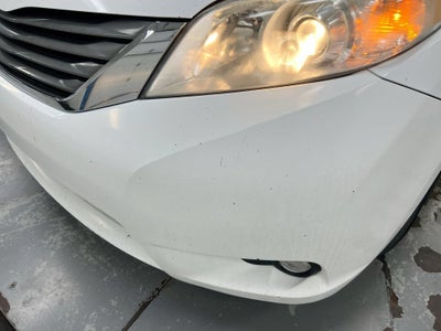 2013 Toyota Sienna XLE AAS