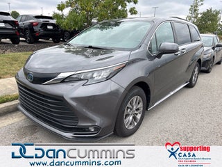 2025 Toyota Sienna XLE