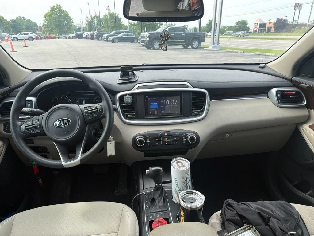 2017 Kia Sorento LX