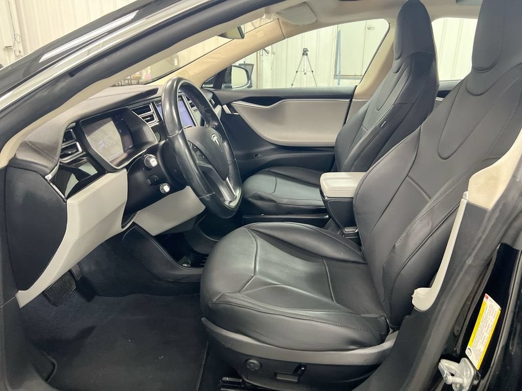 2015 Tesla Model S 85D