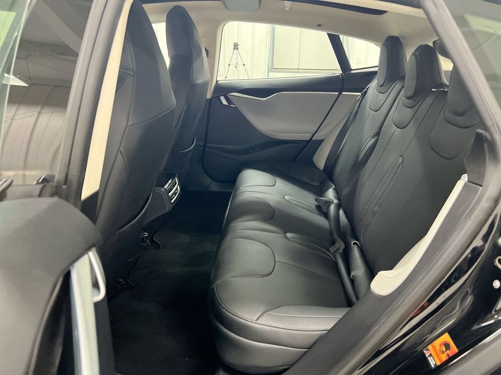 2015 Tesla Model S 85D