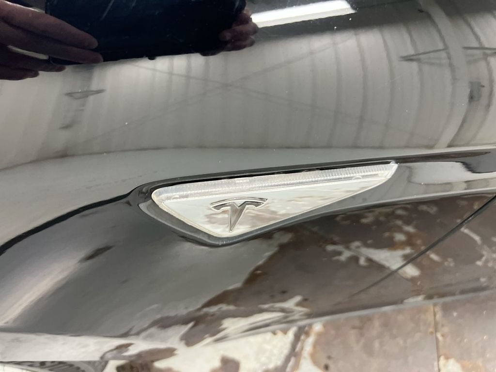 2015 Tesla Model S 85D